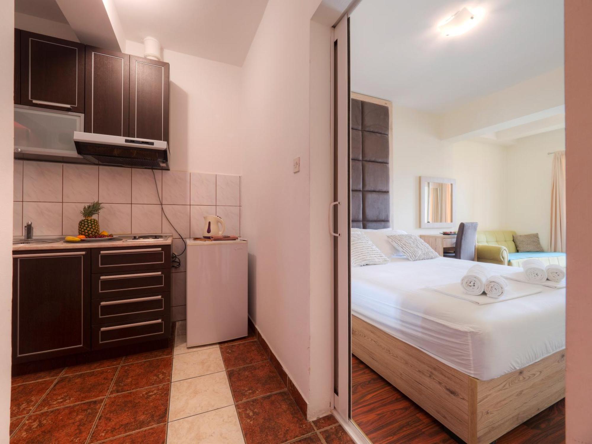 Guest house Palma & *